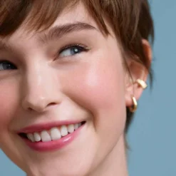 Lipstick Pencil - Rouge Elixir 12. Fuchsia Pink 9 Lipstick Pencil - Rouge Elixir 12. Fuchsia Pink -The Beauty Box medias 1008