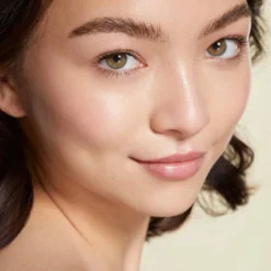 Unifying Brightening Serum