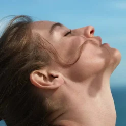 2 In 1 Makeup Removing Micellar Water - Pure Algue -The Beauty Box medias 1580