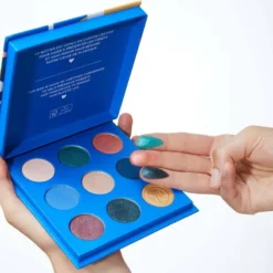 LANDE OCÉANE Eyeshadow Palette Lande Océane 8 LANDE OCÉANE Eyeshadow Palette Lande Océane -The Beauty Box medias 658